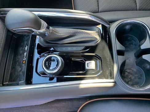 New 2026 GMC Canyon AT4 w/ AT4 Premium Package AWD/4WD image 24