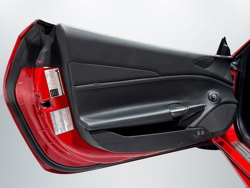Used 2018 Ferrari 488 Spider RWD image 17