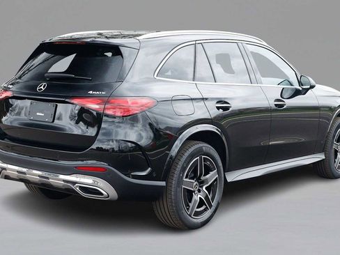 Used 2026 Mercedes-Benz GLC 300 4MATIC image 5