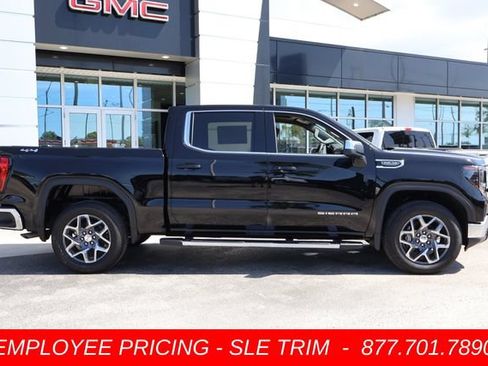 New 2026 GMC Sierra 1500 SLE w/ Max Trailering Package AWD/4WD image 10