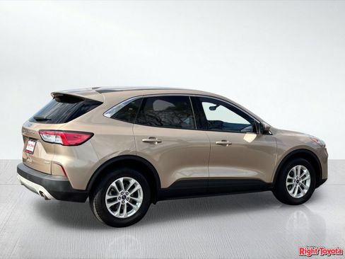 Used 2020 Ford Escape SE FWD image 5