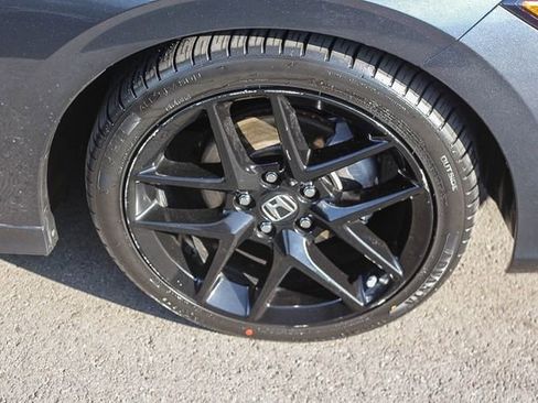 Used 2023 Honda Civic Sport image 13