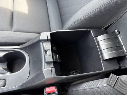 Used 2024 Toyota Corolla LE FWD image 27