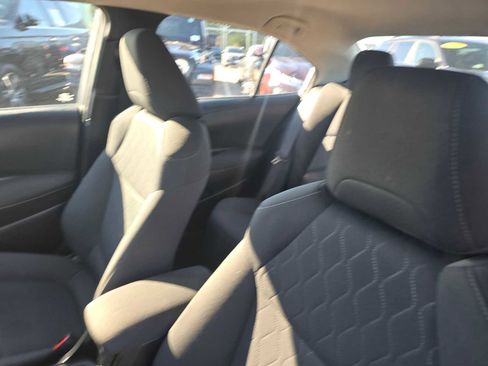 Used 2022 Toyota Corolla LE image 24