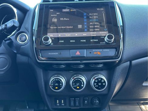 Used 2021 Mitsubishi Outlander Sport SE image 18