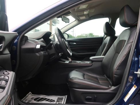 Used 2021 Nissan Altima 2.5 SR image 15