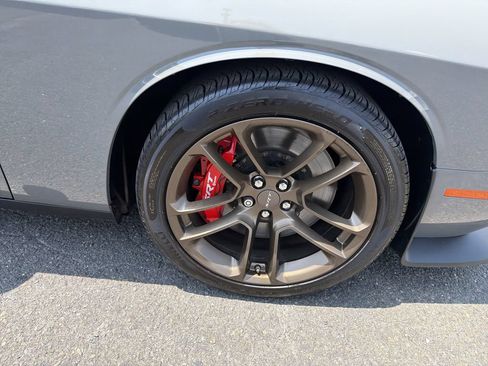 Used 2023 Dodge Challenger SRT Hellcat w/ Driver Convenience Group RWD image 31