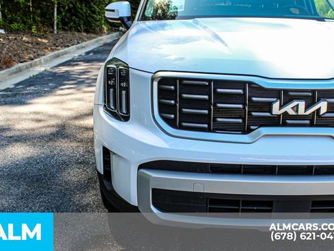 Used 2025 Kia Telluride S FWD image 12