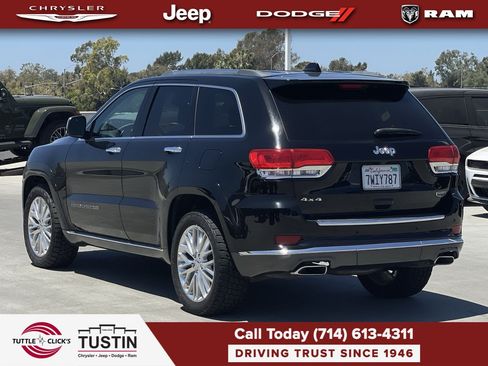 Used 2017 Jeep Grand Cherokee Summit AWD/4WD image 3