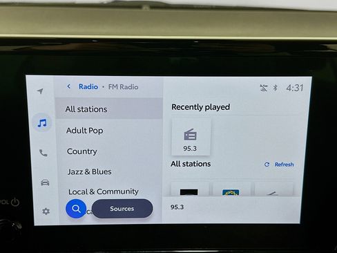 Used 2025 Toyota Corolla LE image 19