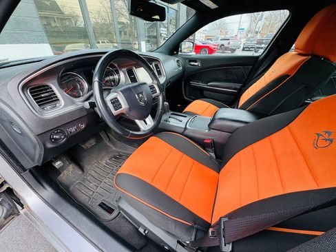 Used 2014 Dodge Charger R/T image 12