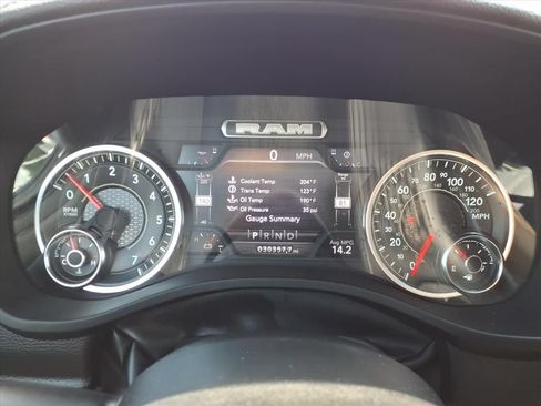 Used 2023 RAM 1500 Laramie AWD/4WD image 24