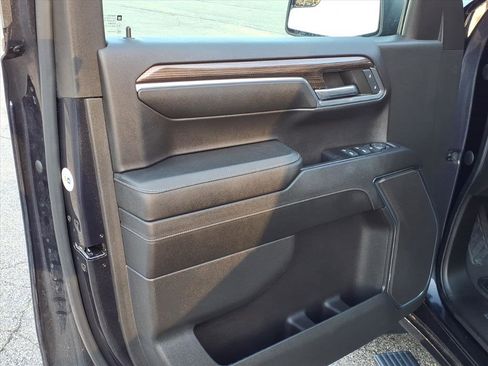 Certified 2023 Chevrolet Silverado 1500 LT image 11