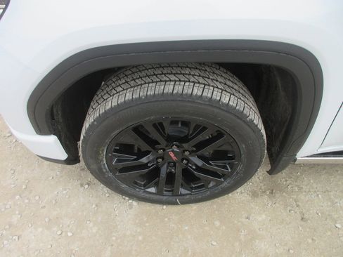 New 2026 GMC Sierra 1500 Denali image 13