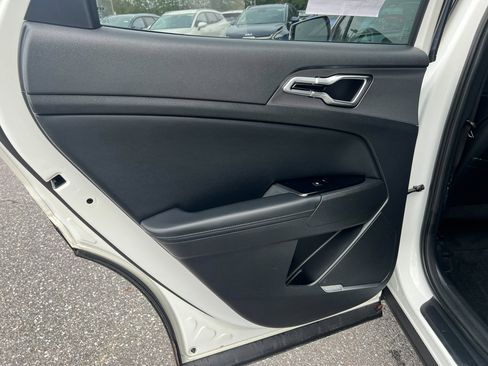 Used 2023 Kia Sportage SX Prestige image 31