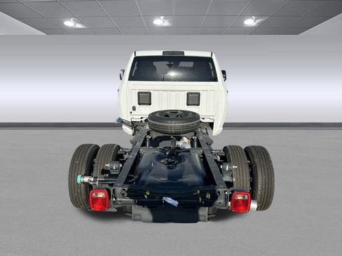 New 2025 RAM 3500 Tradesman w/ Chrome Appearance Group image 35