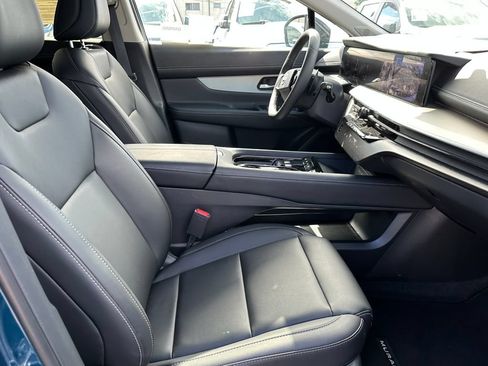 Used 2025 Nissan Murano SL AWD/4WD image 15