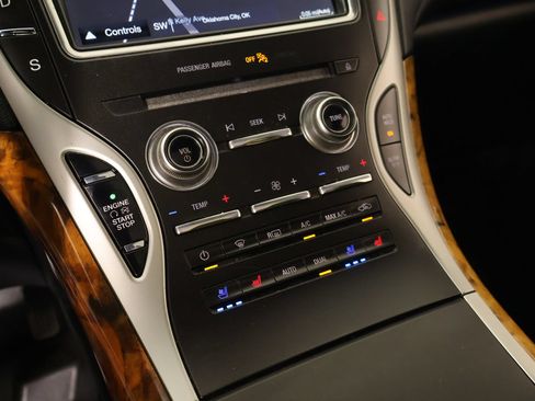 Used 2019 Lincoln Nautilus Reserve AWD/4WD image 8