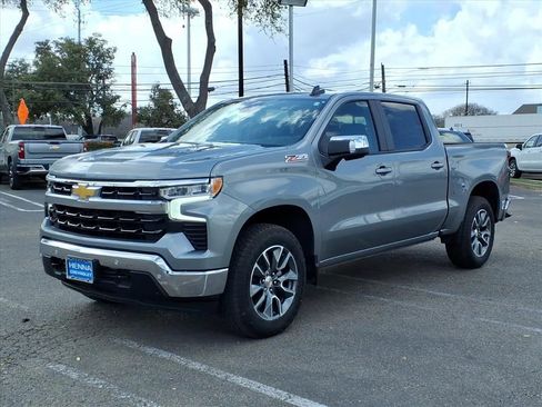 New 2026 Chevrolet Silverado 1500 LT w/ Z71 Off-Road Package image 3