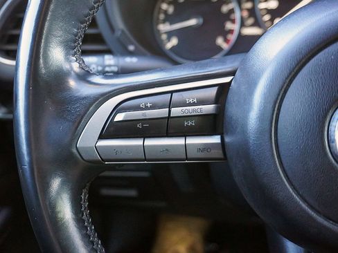 Used 2020 MAZDA MAZDA3 Select image 39