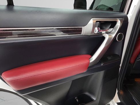 Used 2022 Lexus GX 460 Luxury image 10