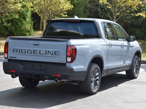 New 2025 Honda Ridgeline Sport image 8
