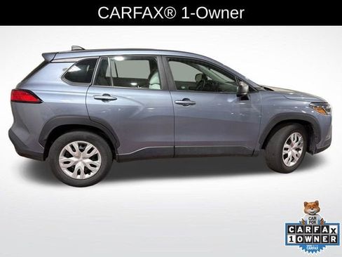 Used 2022 Toyota Corolla Cross L AWD/4WD image 3