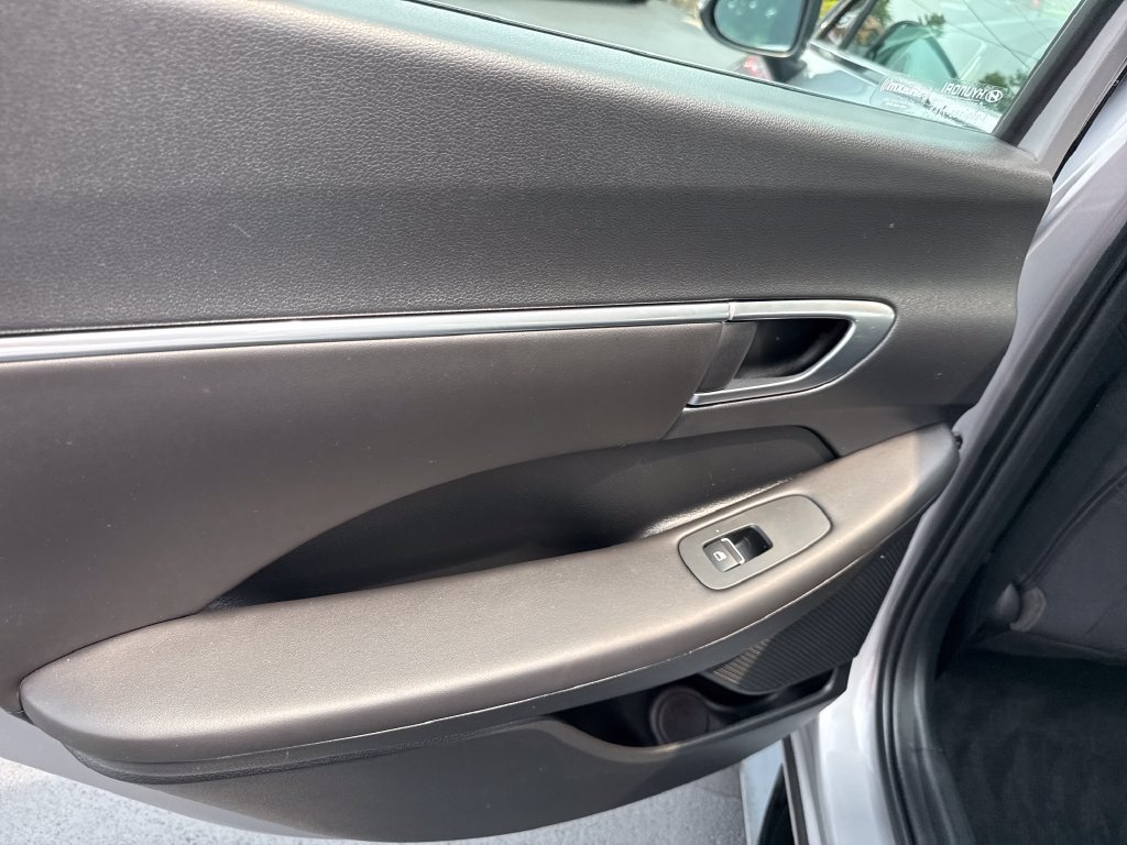 Certified 2023 Hyundai Sonata SEL FWD image 16
