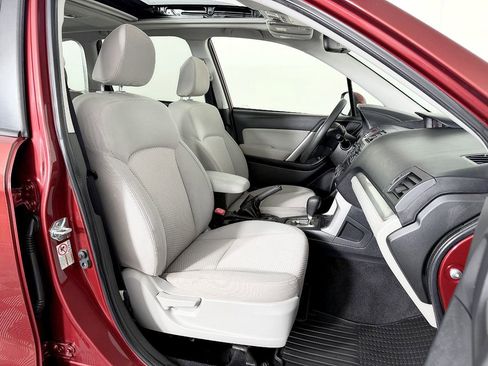 Used 2015 Subaru Forester 2.5i Premium w/ All-Weather Package AWD/4WD image 40