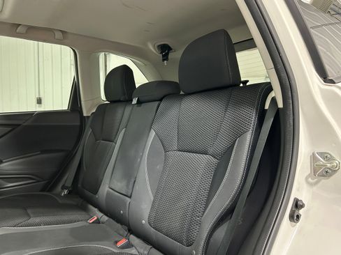 Used 2019 Subaru Forester Premium image 31