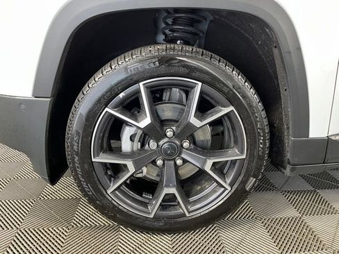 Used 2026 Jeep Cherokee Overland AWD/4WD image 11