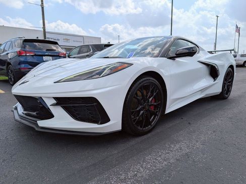 Used 2024 Chevrolet Corvette Stingray Preferred Cpe w/ Z51 Performance Package RWD image 5