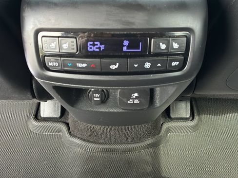 Used 2023 Hyundai Palisade Limited w/ Cargo Package AWD/4WD image 17