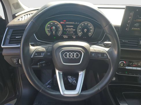 Used 2022 Audi Q5 e Prestige w/ Prestige Package AWD/4WD image 30
