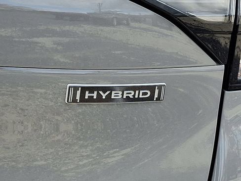 New 2026 Subaru Forester Premium AWD/4WD image 19