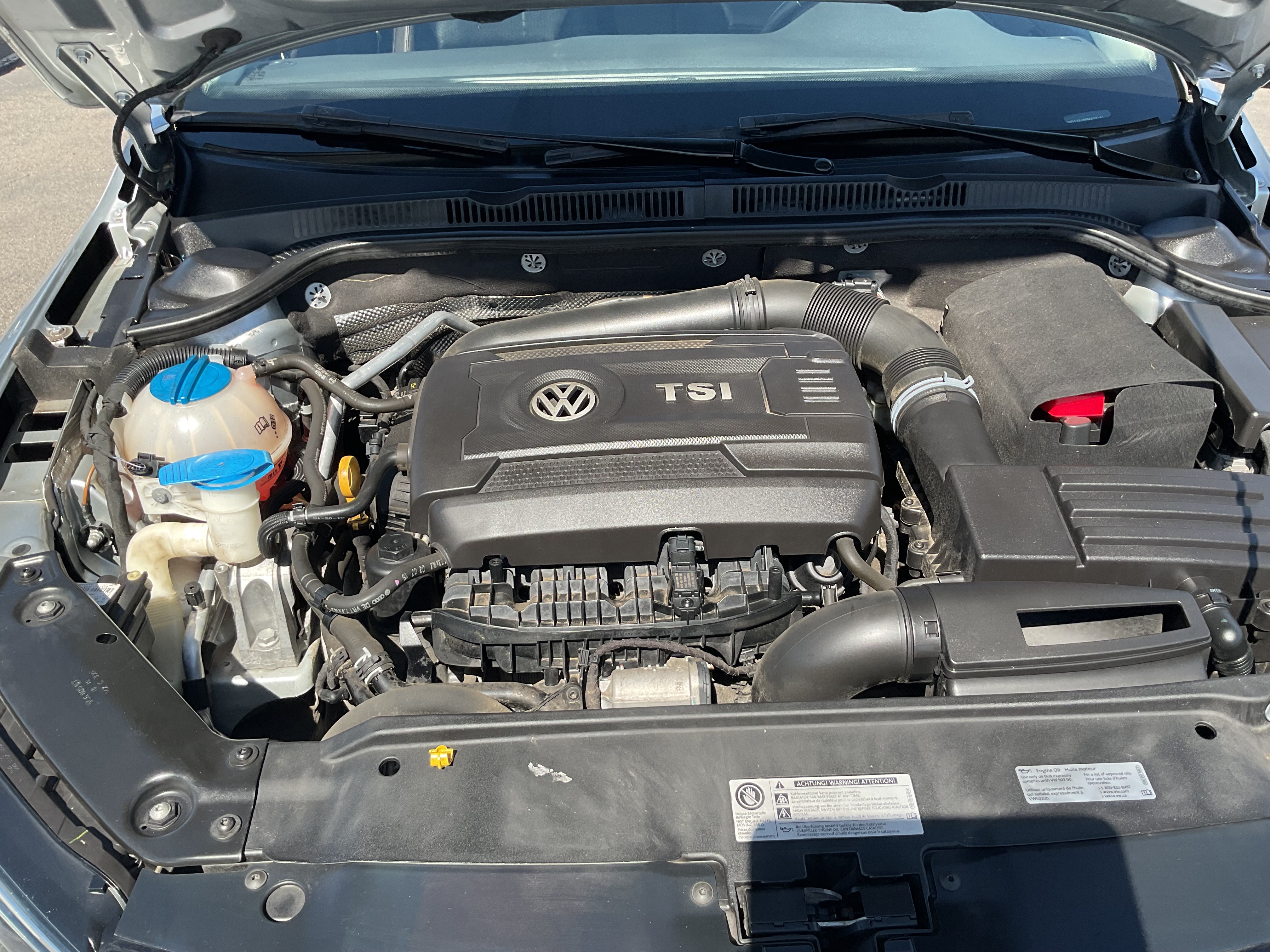 Used 2015 Volkswagen Jetta SE FWD image 12