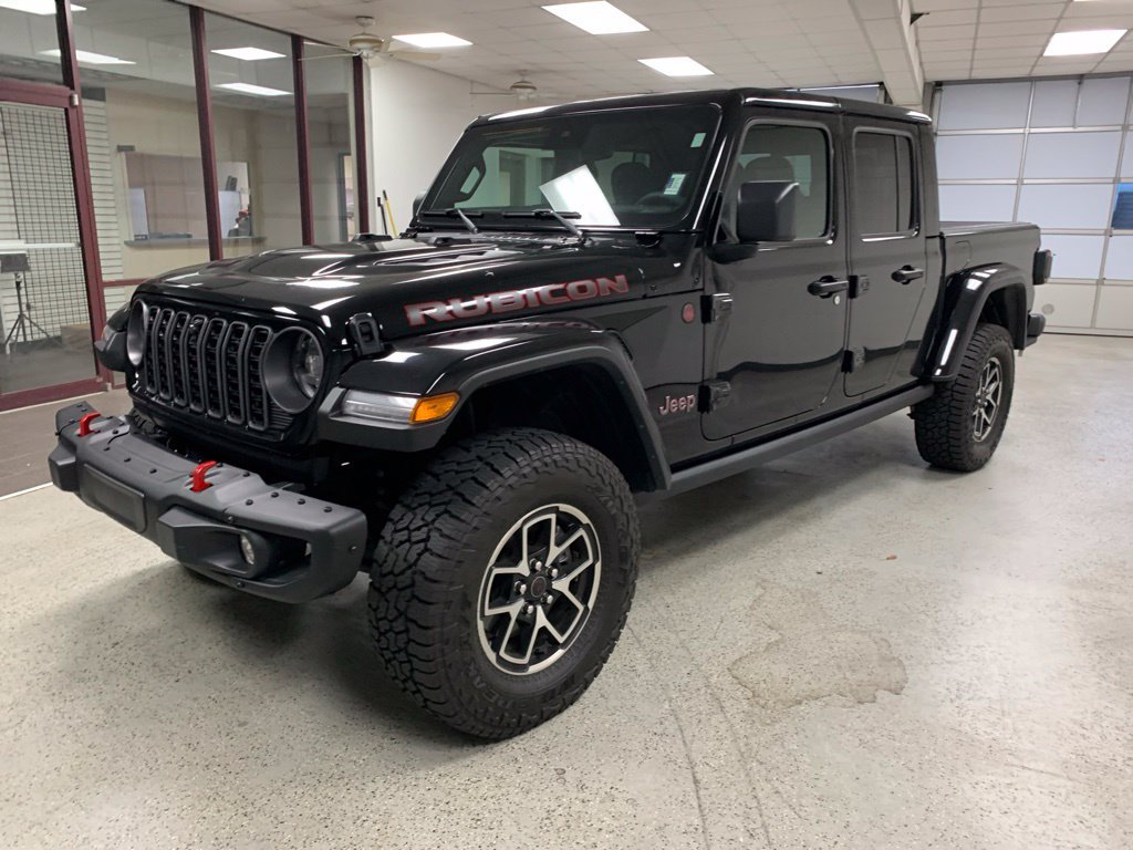 Used 2025 Jeep Gladiator Rubicon AWD/4WD image 4
