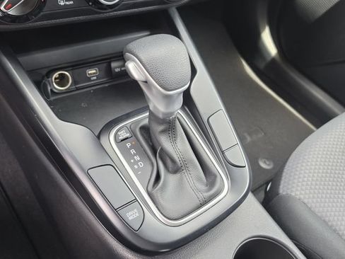 Certified 2025 Kia Soul LX w/ LX Technology Package FWD image 26