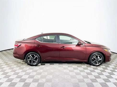 Used 2024 Nissan Sentra SV image 9