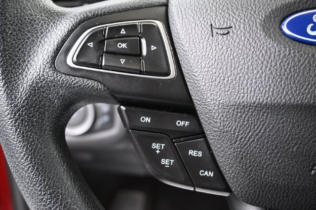 Used 2018 Ford Escape SE w/ SE Sync 3 Package AWD/4WD image 24