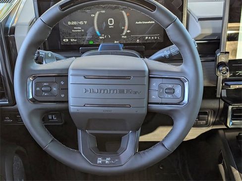New 2026 GMC Hummer EV 4x4 Crew Cab image 10