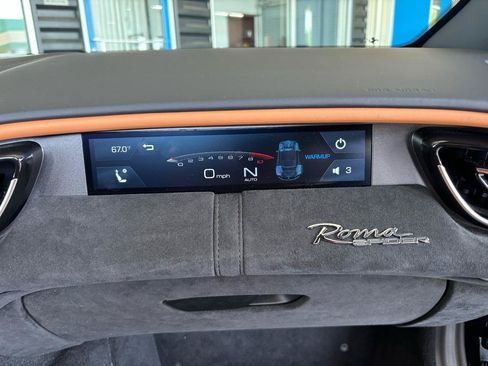 Used 2025 Ferrari Roma Spider RWD image 37