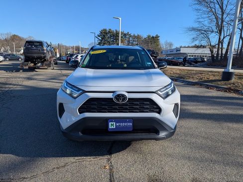 Used 2023 Toyota RAV4 XLE image 9