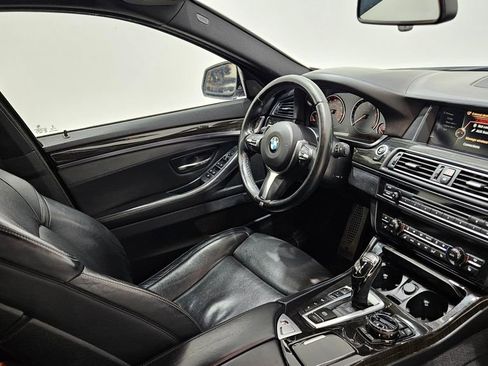 Used 2016 BMW 550i xDrive Sedan image 16