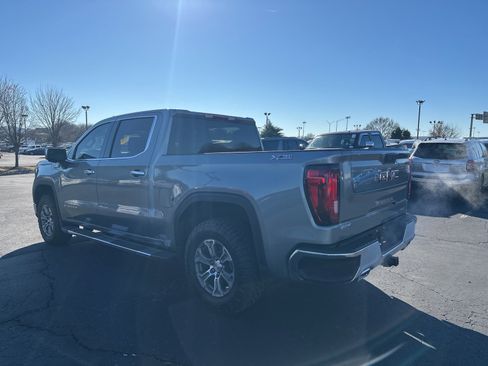 Used 2025 GMC Sierra 1500 SLT w/ X31 Off-Road Package image 5