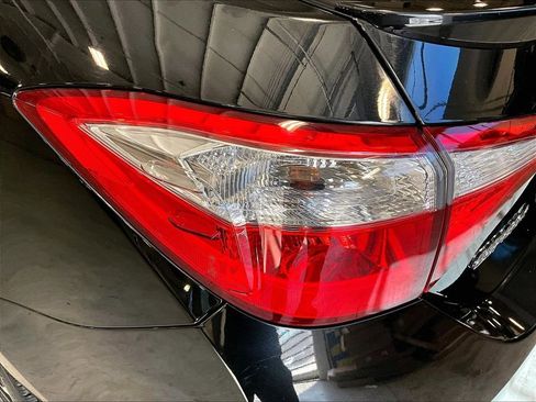 Used 2015 Toyota Corolla S FWD image 34