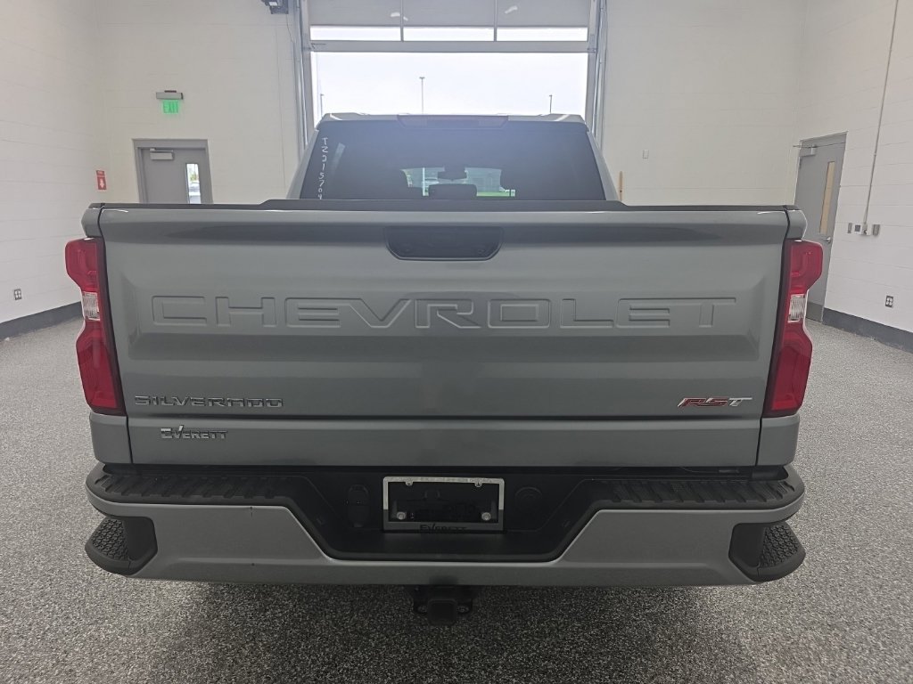 Used 2026 Chevrolet Silverado 1500 RST w/ RST Select Package AWD/4WD image 4