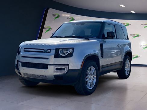 Used 2022 Land Rover Defender 90 S AWD/4WD image 3