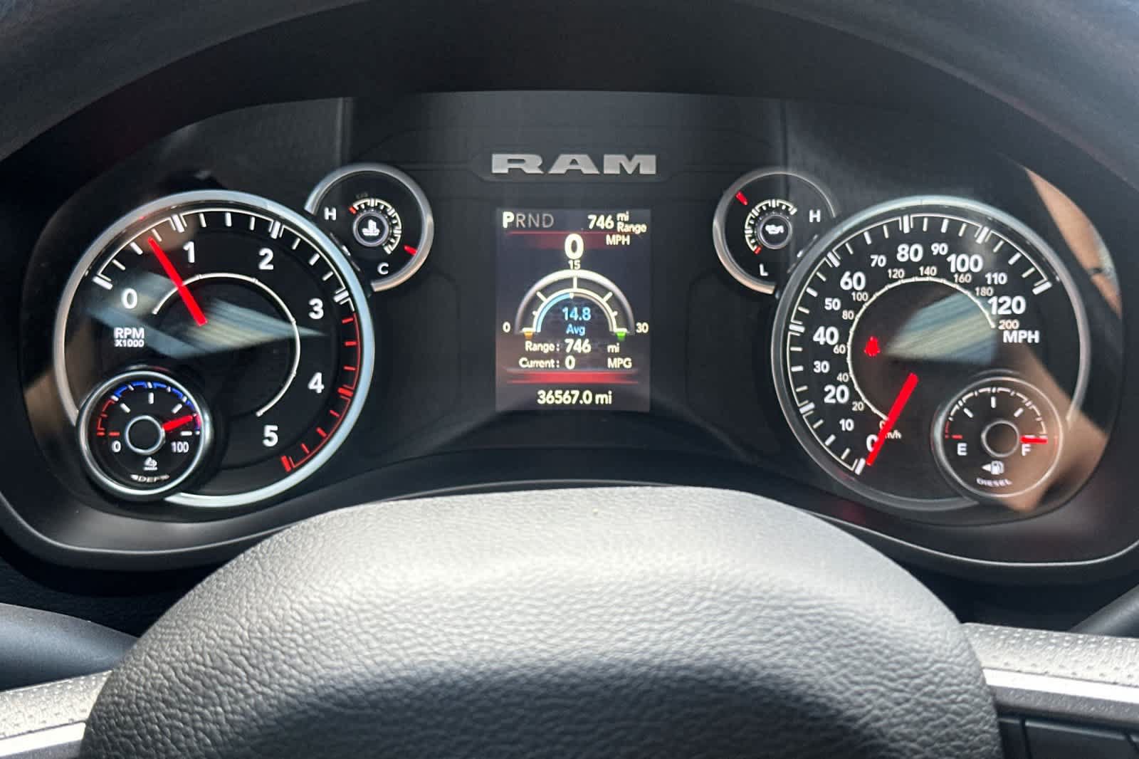 Used 2024 RAM 2500 Tradesman w/ Chrome Appearance Group AWD/4WD image 27