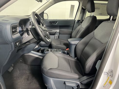 New 2025 Ford Maverick XL image 11